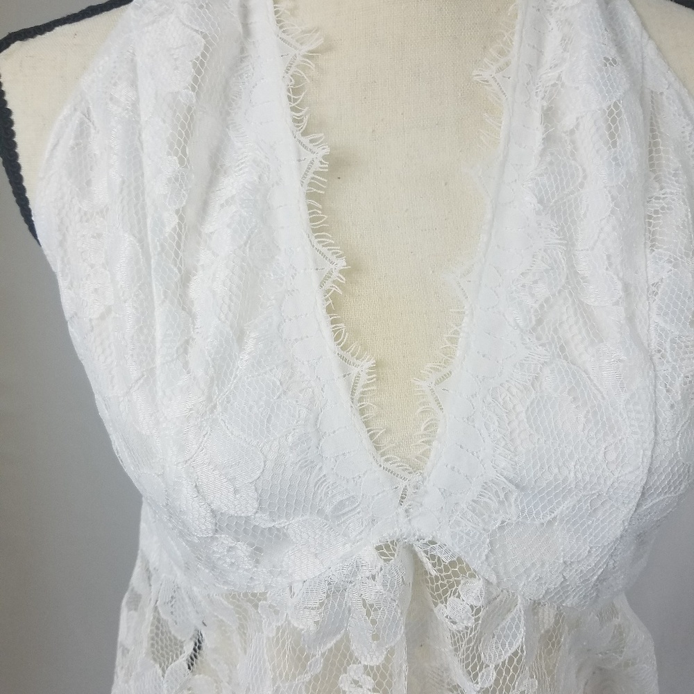 Sexy Lace Alter Top - Picture 5 of 6